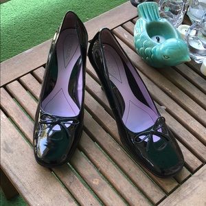 Black patent leather pumps 7.5 worn once! Like new